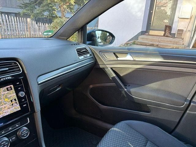 Gebraucht VW Golf VII United 116 PS (85 kW) 2020 Schwarz Kombi