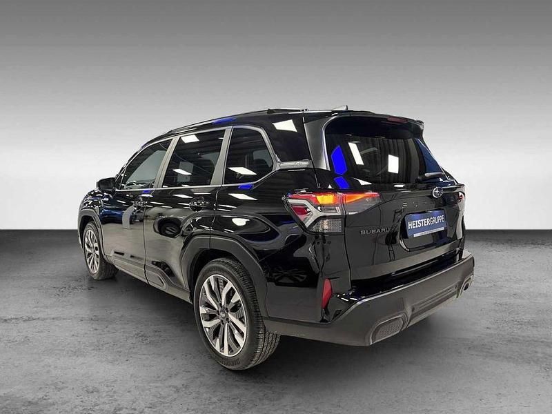 Gebraucht Subaru Forester Platinum 150 PS (110 kW) 2024 Schwarz SUV