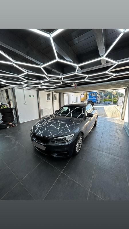 Grau Gebraucht 2015 BMW M235 Coupé | 26.700 € (Fairer Preis) - Bild 1/4