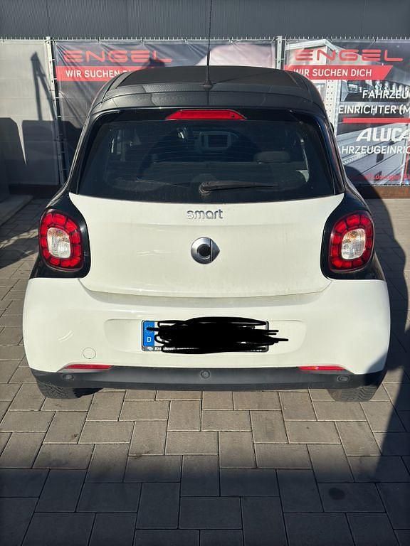 Gebraucht Smart ForFour Passion 71 PS (52 kW) 2015 Schwarz Kleinwagen