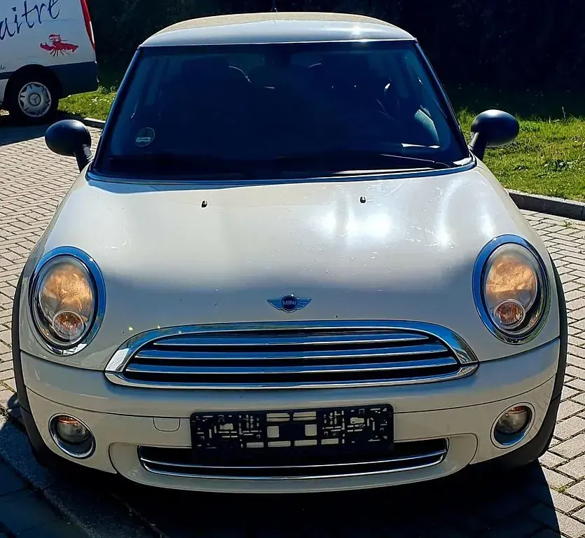 Gebraucht Mini Cooper Pepper 95 PS (69 kW) 2009 Weiß Kleinwagen