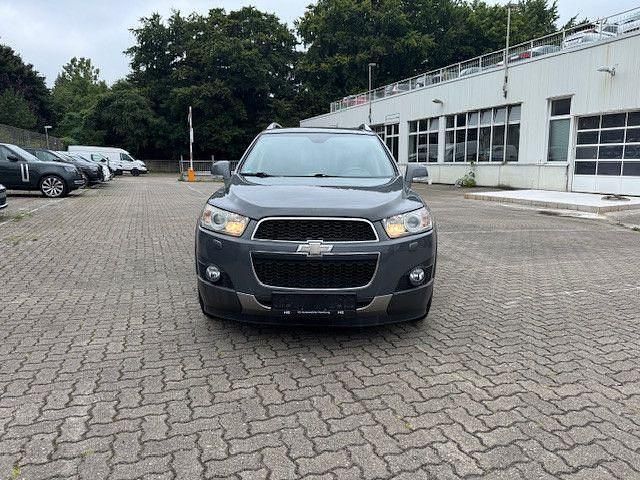 Gebraucht Chevrolet Captiva LT 184 PS (135 kW) 2012 Grau SUV