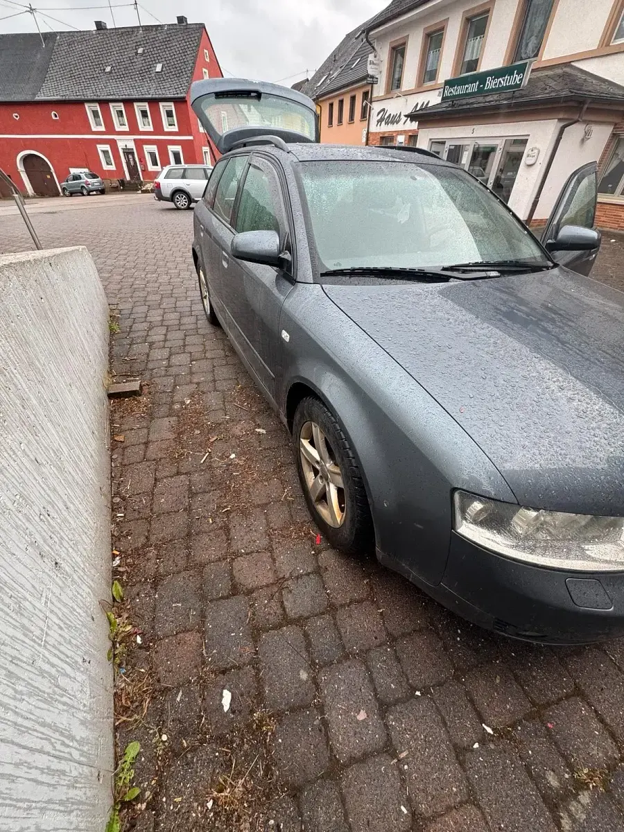 Gebraucht Audi A4 179 PS (131 kW) 2003 Grau Kombi