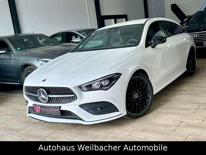 Polarweiss Gebraucht 2019 Mercedes CLA200 AMG line Kombi | 24.900 € (Fairer Preis) - Bild 1/4