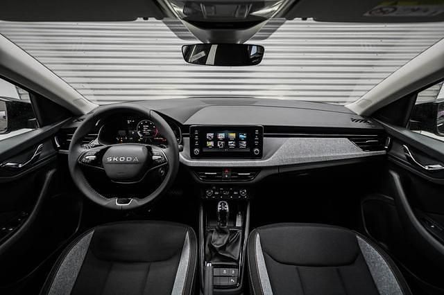 Neu Skoda Scala Selection 116 PS (85 kW) 2026 Black magic metallic (1z) black magic metallic (1z) Kleinwagen