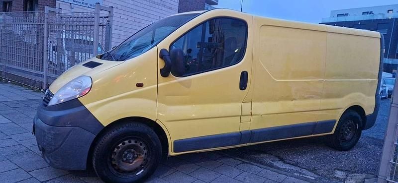 Gebraucht Opel Vivaro 90 PS (66 kW) 2011 Gelb Van / Kleinbus