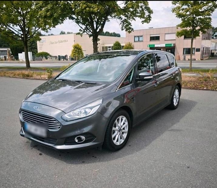 Gebraucht Ford S-MAX Titanium 160 PS (117 kW) 2016 Van / Kleinbus