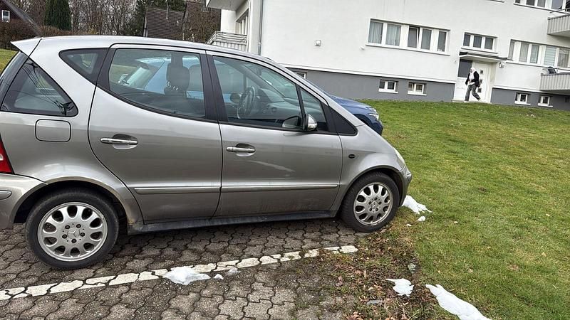 Gebraucht Mercedes A170 95 PS (69 kW) 2004 Grau Kleinwagen