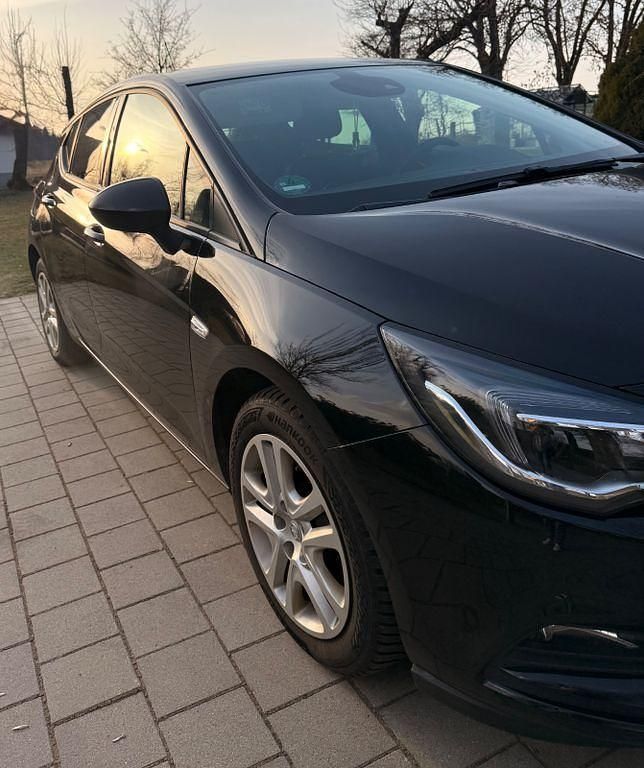 Gebraucht Opel Astra 125 PS (91 kW) 2018 Schwarz Limousine