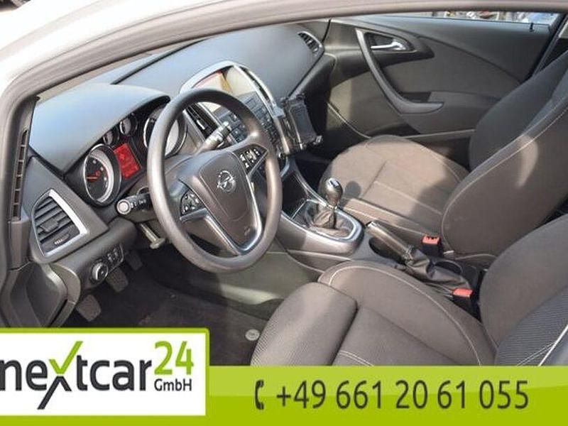 Gebraucht Opel Astra 136 PS (100 kW) 2016 Weiß Kombi