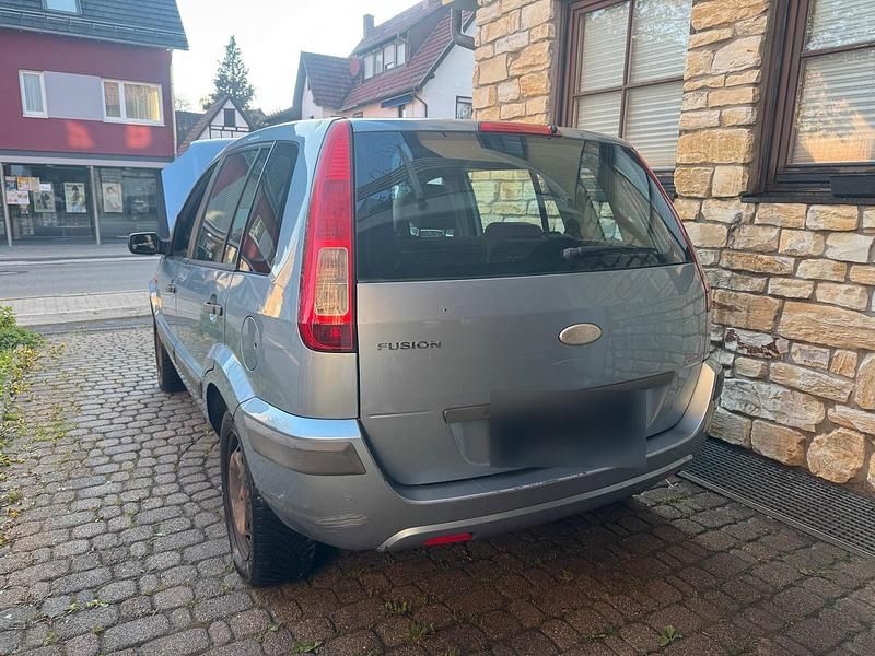 Gebraucht Ford Fusion 80 PS (58 kW) 2008 Kleinwagen