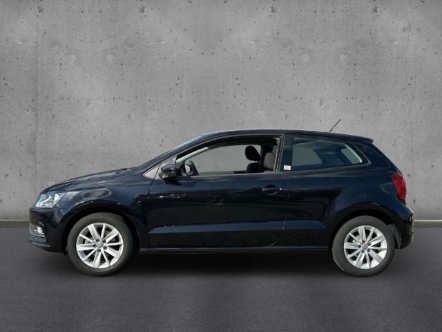 Second-hand VW Polo Comfortline 60 CP (44 kW) 2016 Negru Hatchback