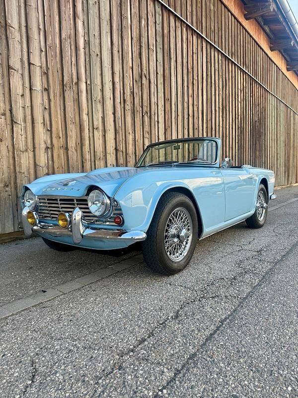 Gebraucht Triumph TR4 100 PS (73 kW) 1964 Blau Cabrio