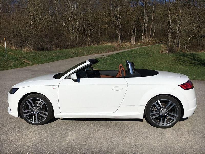 Gebraucht Audi TT Roadster S-Line 230 PS (169 kW) 2016 Weiß Cabrio