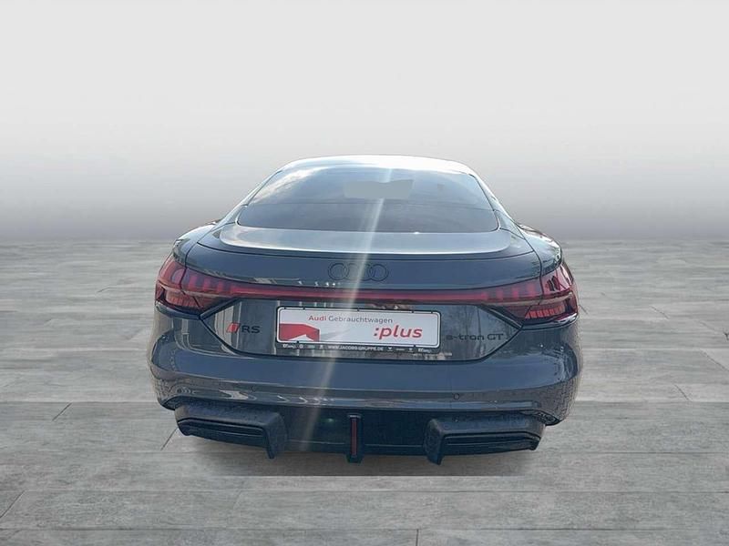 Gebraucht Audi e-tron GT quattro Performance 620 kW (843 PS) 2024 Grau Limousine