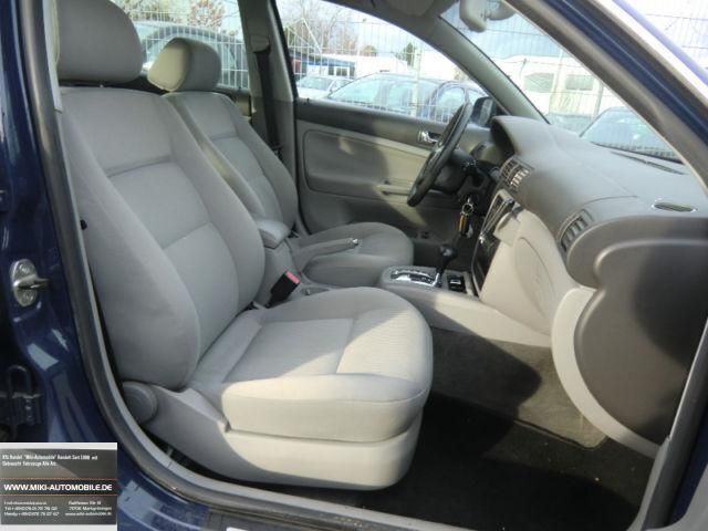 Usata VW Passat 131 CV (96 kW) 2003 Blu Station wagon