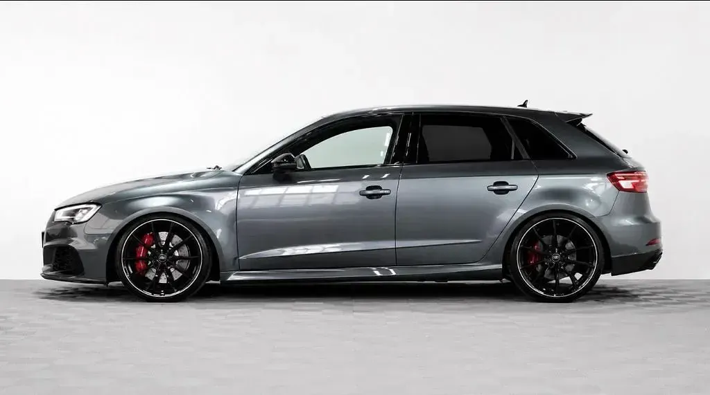 Gebraucht Audi RS3 Sport 400 PS (294 kW) 2017 Grau Limousine