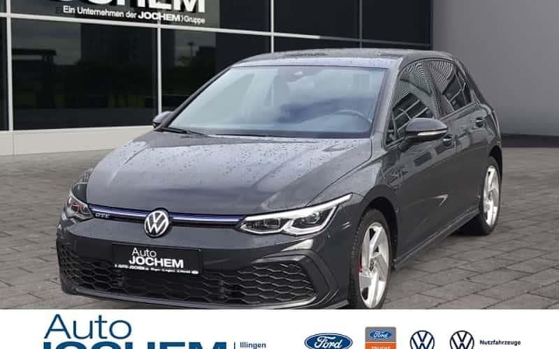 Grau Gebraucht 2021 VW Golf VIII GTE Limousine | 23.999 € (Fairer Preis) - Bild 1/4