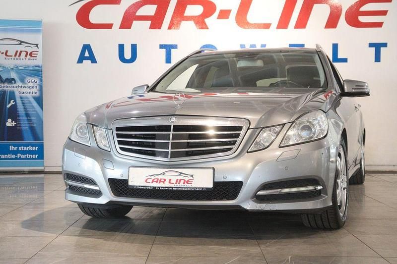 Silber Gebraucht 2013 Mercedes E350 Kombi | 14.888 € (Guter Preis) - Bild 1/4