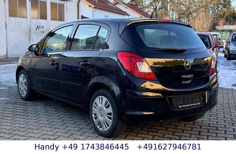 Gebraucht Opel Corsa 80 PS (58 kW) 2007 Schwarz Limousine