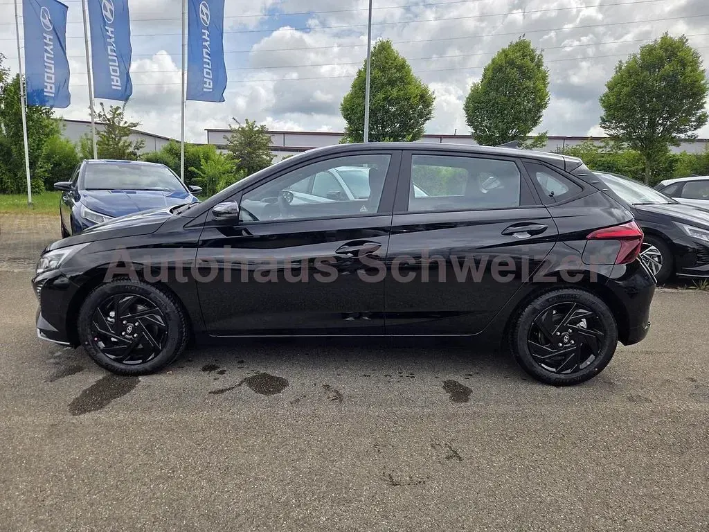Neu Hyundai i20 GO! 90 PS (66 kW) 2026 Schwarz Kleinwagen
