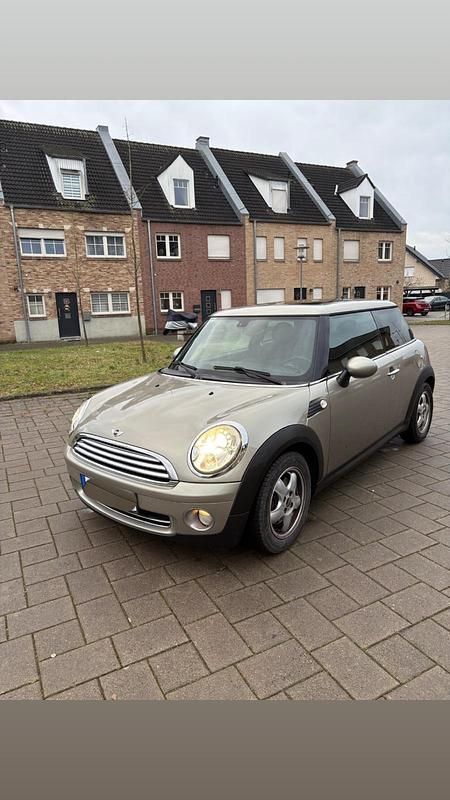 Gebraucht Mini Cooper 122 PS (89 kW) 2010 Grau Kleinwagen