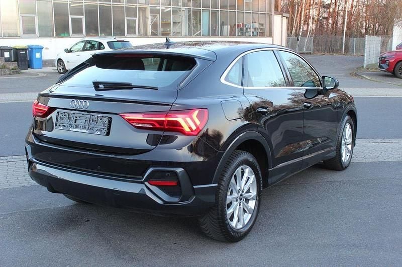 Gebraucht Audi Q3 Sportback Performance 150 PS (110 kW) 2021 Schwarz SUV