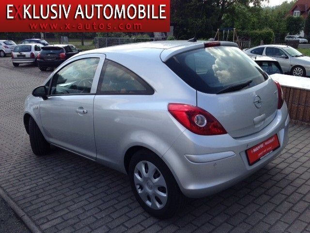 Gebraucht Opel Corsa Edition 75 PS (55 kW) 2008 Silber Limousine