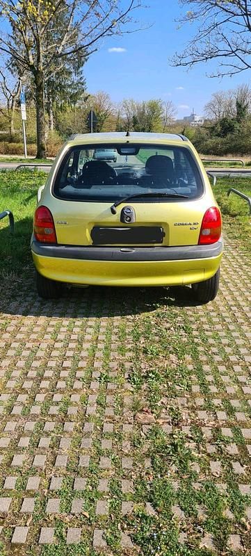 Gebraucht Opel Corsa 54 PS (39 kW) 2000 Gelb Kleinwagen