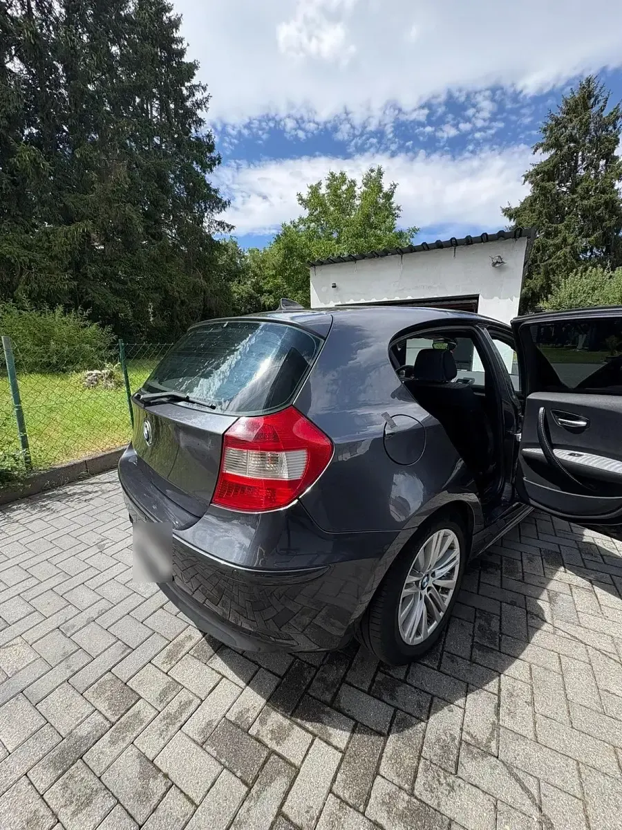 Gebraucht BMW 120 160 PS (117 kW) 2005 Grau Kleinwagen