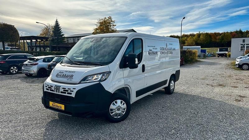 Weiß Neu 2025 Fiat Ducato Van | 28.322 € (Guter Preis) - Bild 1/4