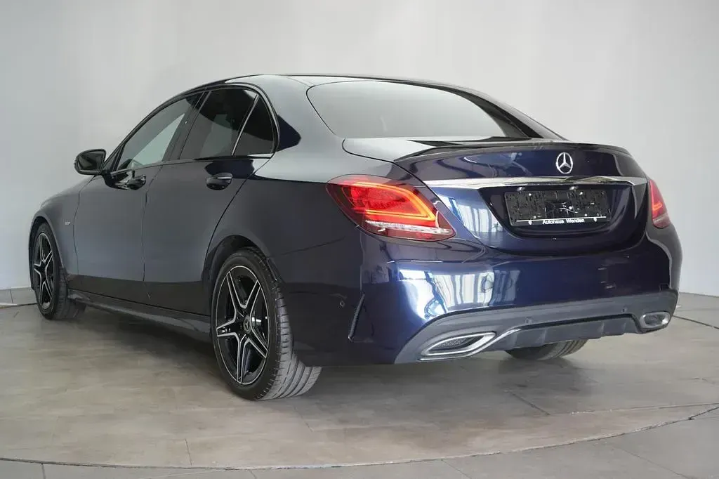 Gebraucht Mercedes C220 AMG 194 PS (142 kW) 2020 Cavansitblau Limousine