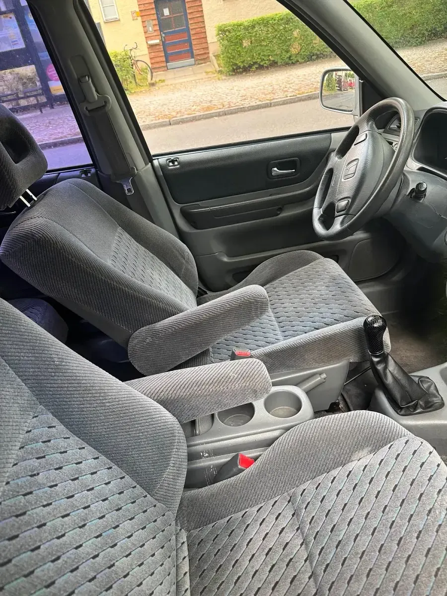 Gebraucht Honda CR-V 147 PS (108 kW) 2001 Silber SUV