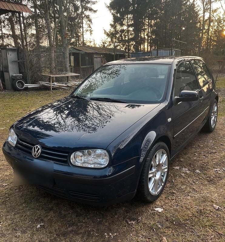 Gebraucht VW Golf IV 102 PS (75 kW) 2002 Blau Kleinwagen