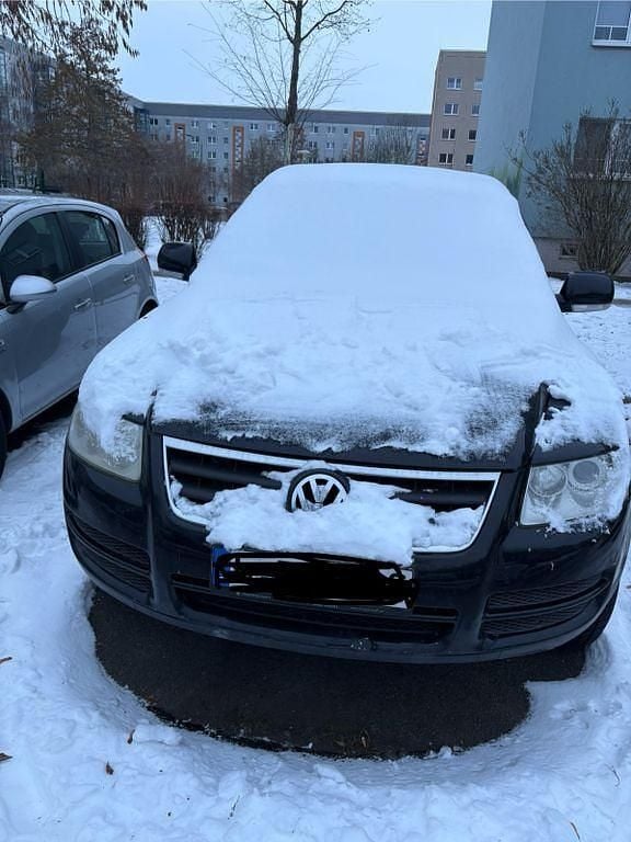 Schwarz Gebraucht 2004 VW Touareg R SUV | 3.500 € (Superpreis) - Bild 1/4