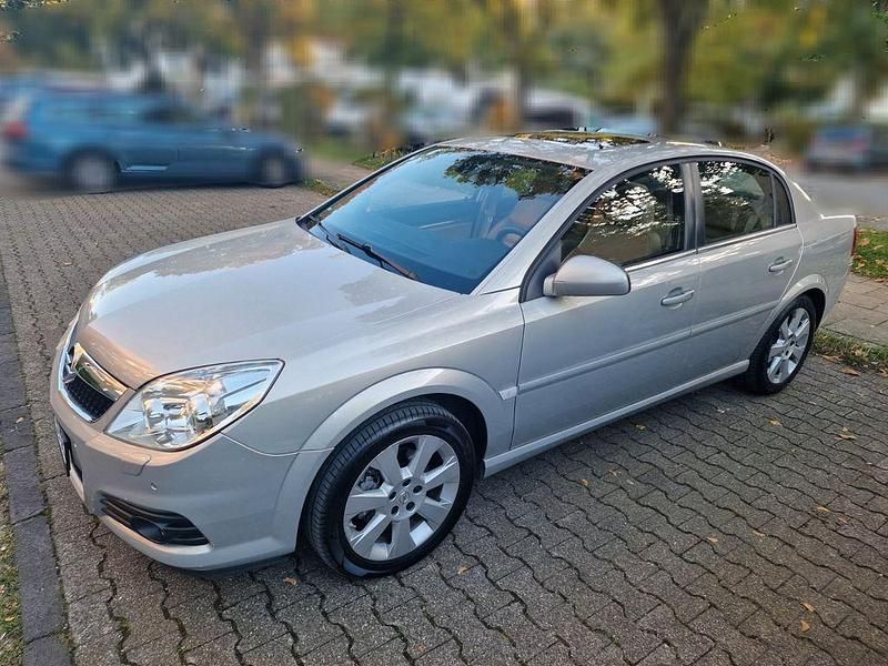 Gebraucht Opel Vectra Edition 175 PS (128 kW) 2006 Silber Limousine