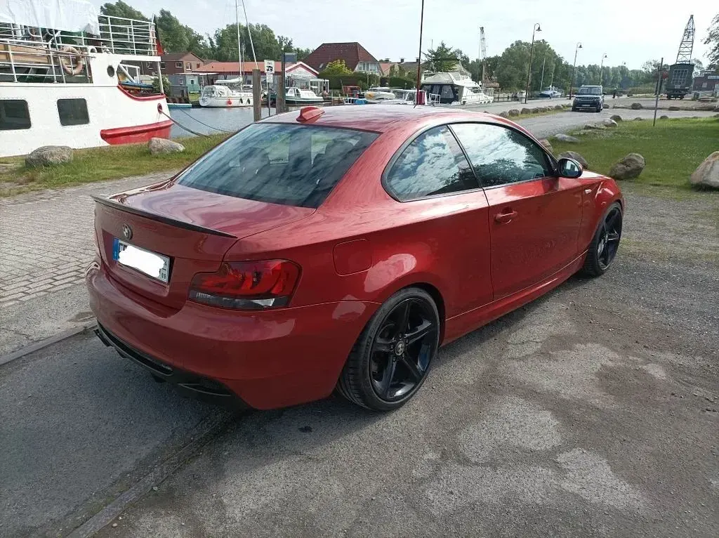 Gebraucht BMW 135 Performance 363 PS (266 kW) 2007 Rot Kleinwagen