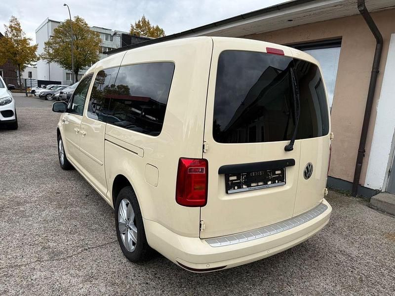 Gebraucht VW Caddy Maxi Comfortline 110 PS (80 kW) 2019 Beige Van / Kleinbus