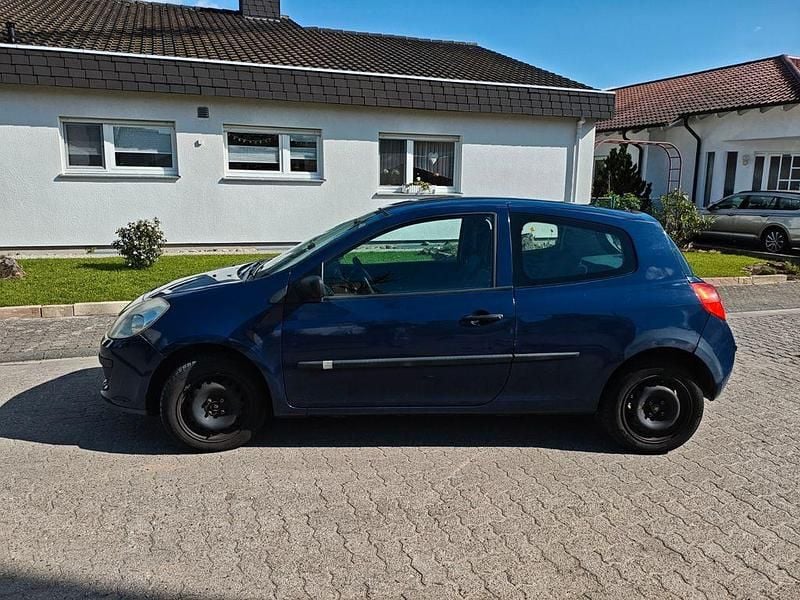 Gebraucht Renault Clio III Authentique 75 PS (55 kW) 2008 Blau Limousine