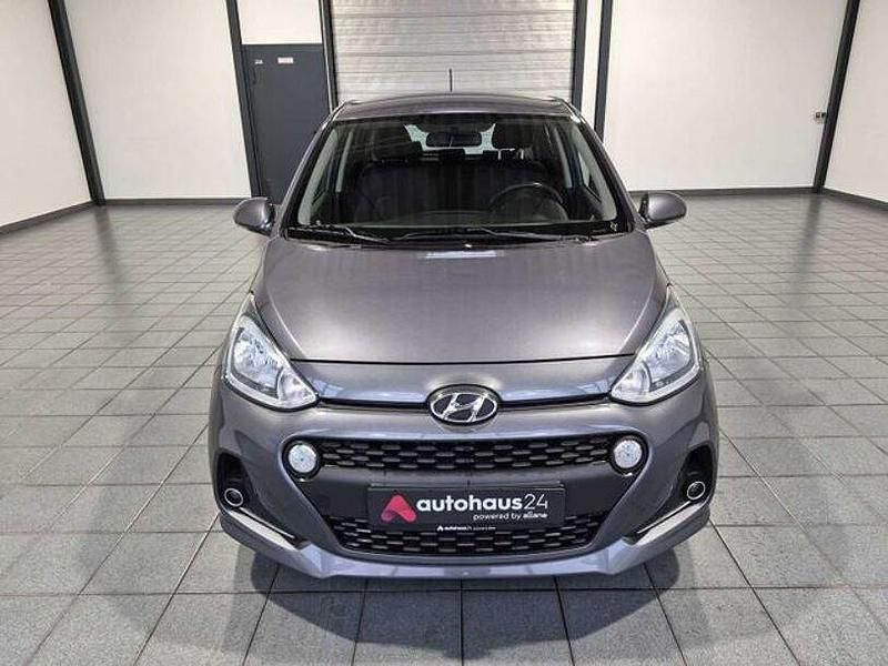 Gebraucht Hyundai i10 Trend 87 PS (63 kW) 2019 Blau Kleinwagen