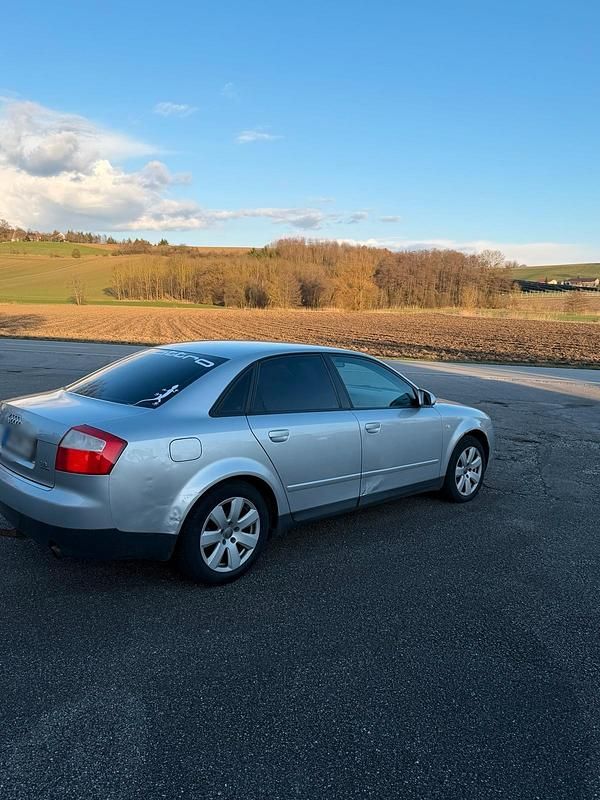 Gebraucht Audi A4 150 PS (110 kW) 2001 Silber Limousine