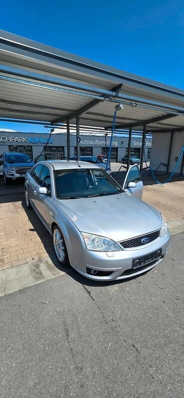 Silber Gebraucht 2002 Ford Mondeo ST Limousine | 1.700 € - Bild 1/4