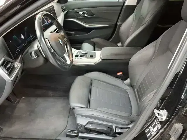 Gebraucht BMW 320 Sport Line 190 PS (139 kW) 2023 Schwarz uni Kombi