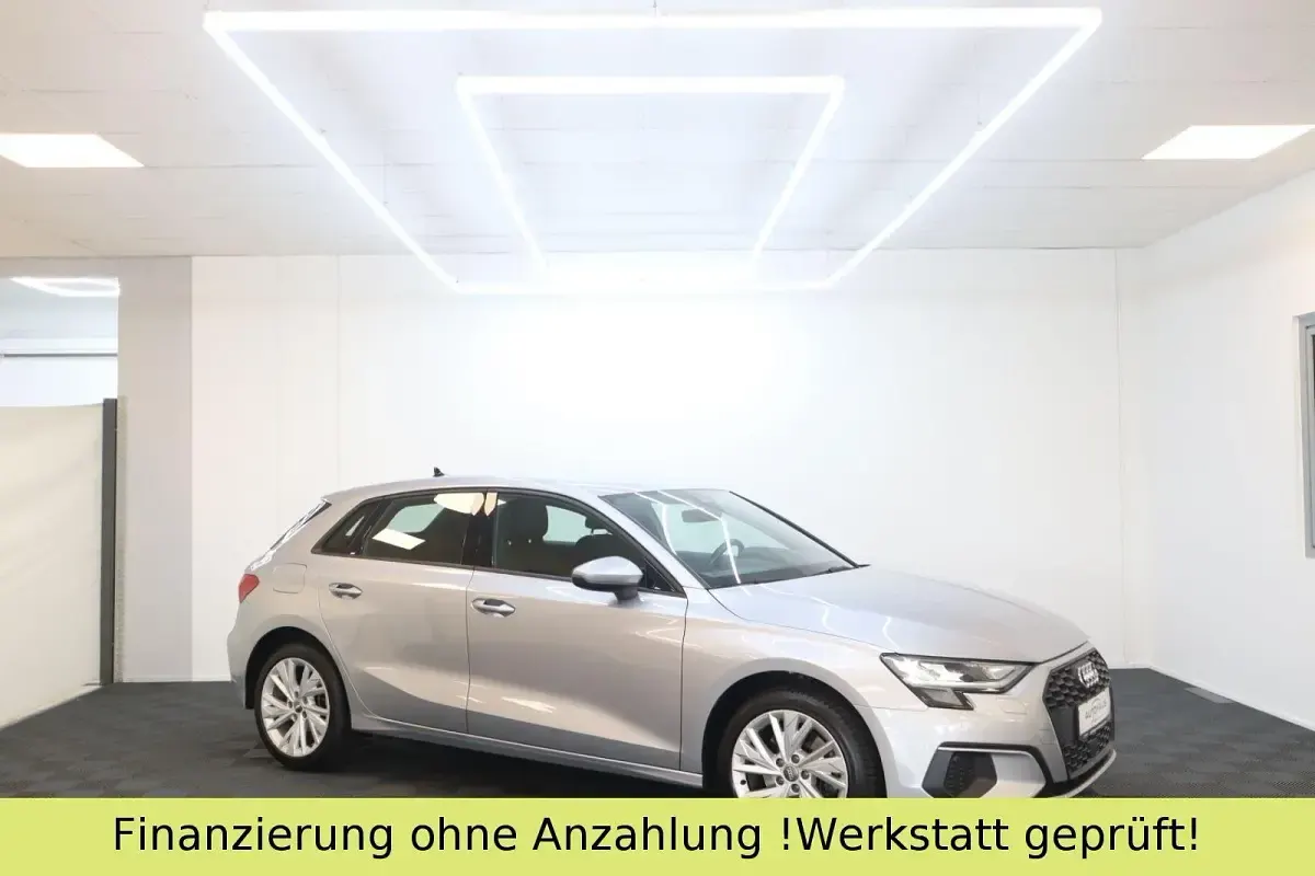Gebraucht Audi A3 Ambiente 150 PS (110 kW) 2020 Silber Limousine
