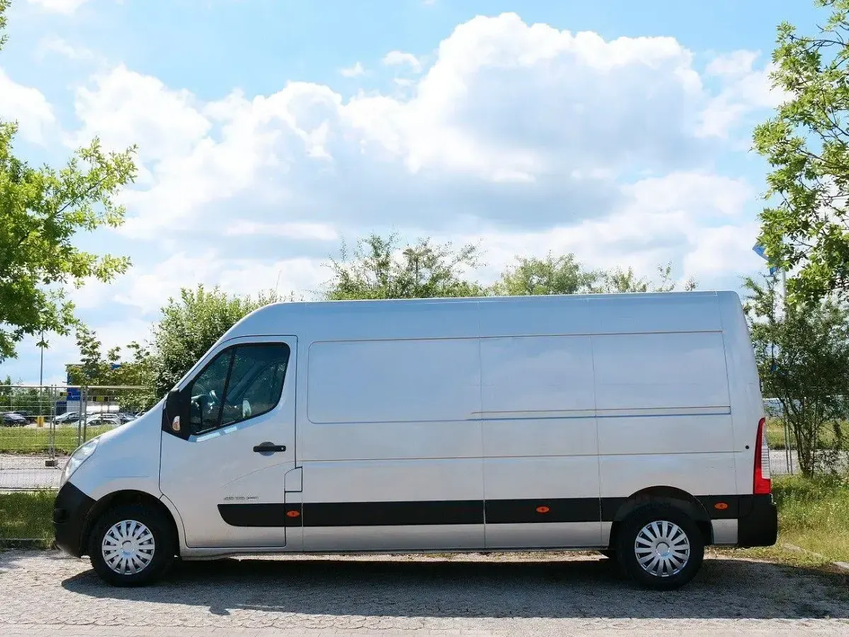 Gebraucht Renault Master 170 PS (125 kW) 2017 Silber Van