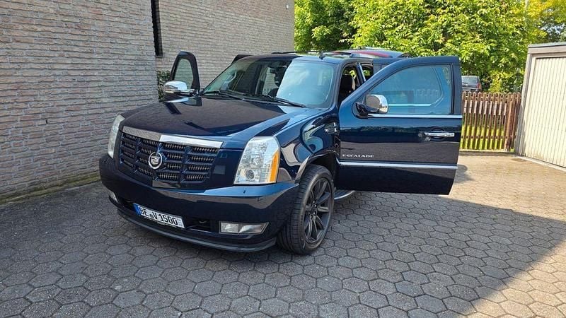 Gebraucht Cadillac Escalade 409 PS (300 kW) 2009 Blau SUV