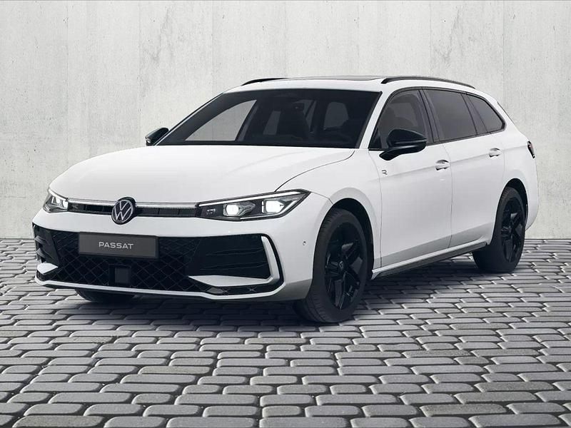 Gebraucht VW Passat R-line 150 PS (110 kW) 2025 Weiß Kombi