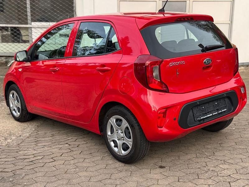 Gebraucht Kia Picanto Edition 7 84 PS (61 kW) 2018 Rot Kleinwagen