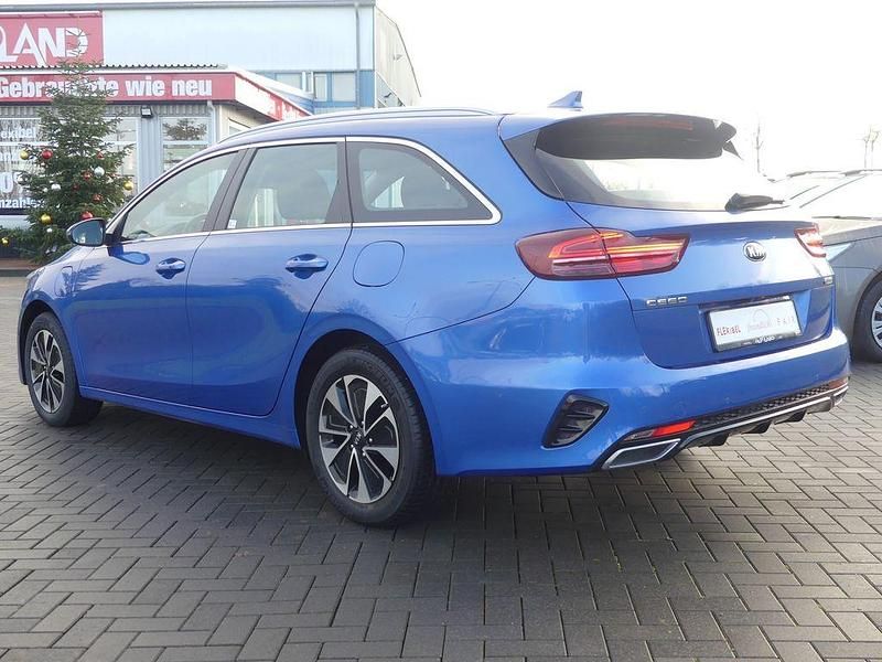 Gebraucht Kia Ceed Sportswagon 141 PS (103 kW) 2021 Blau Kombi