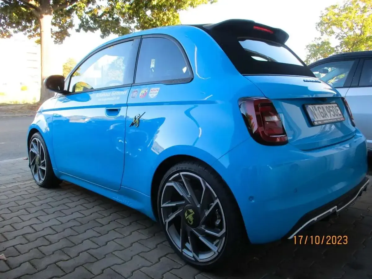 Gebraucht Abarth 500C Scorpionissima 114 kW (155 PS) 2023 Blau Cabrio